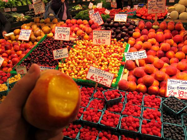 PikePlaceMarket-Fruit