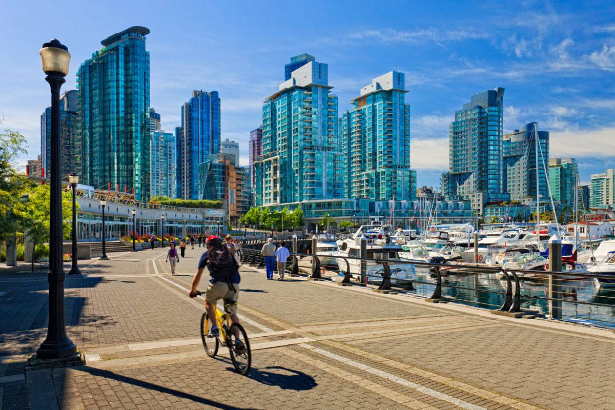 vé máy bay đi Canada giá rẻ