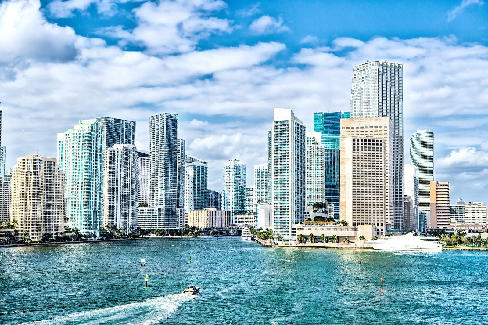 Thành phố biển quyến rũ Miami
