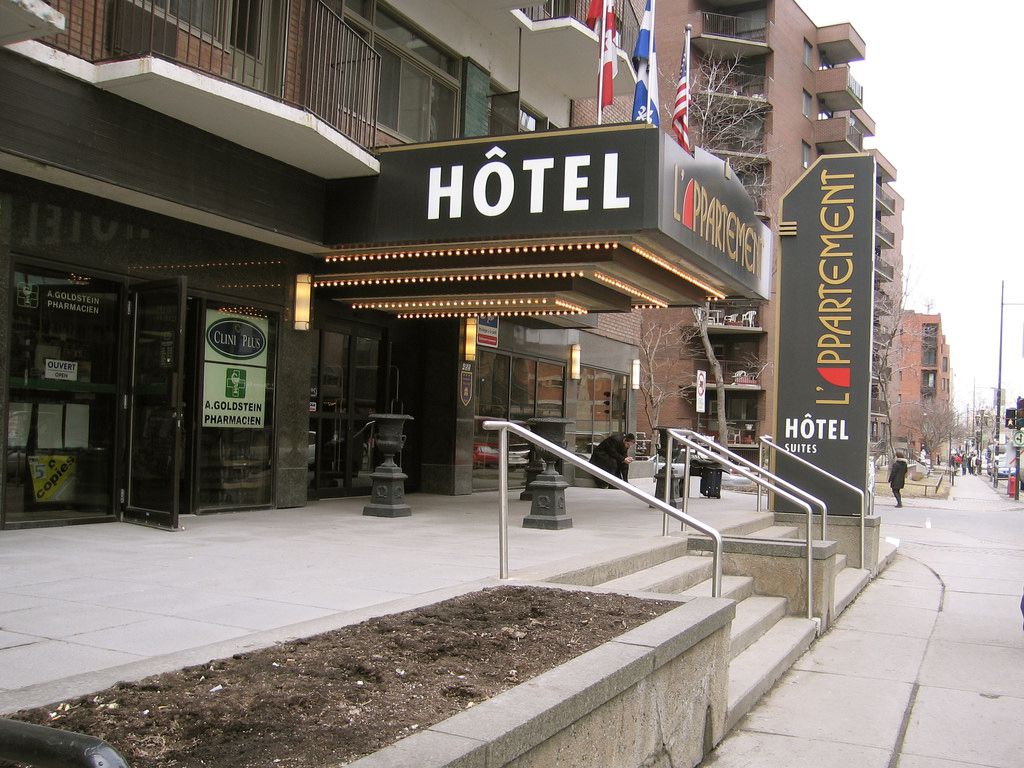 Giá phòng nhà nghỉ, khách sạn ở Canada