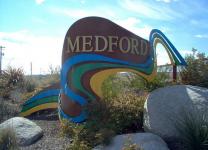 Vé Máy Bay Đi Mỹ Giá Rẻ Đến Medford